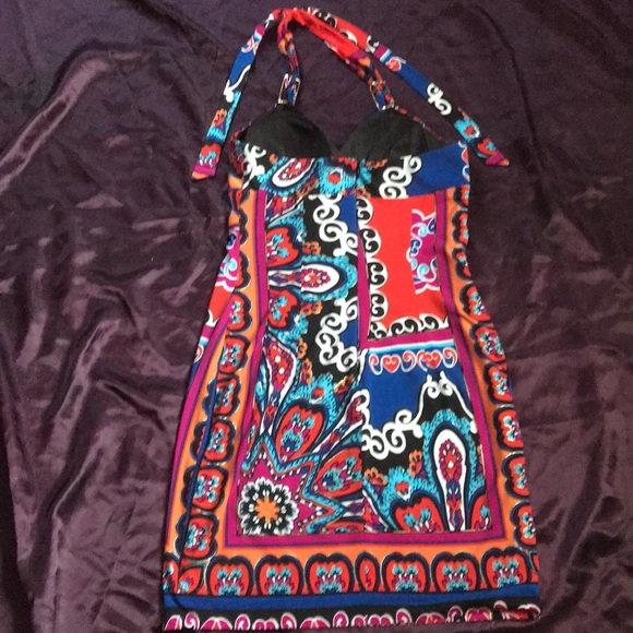 Cache Halter Printed Dress - Picture 2 of 5